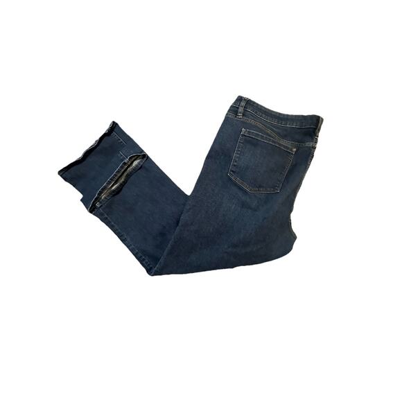 a.n.a A New Approach Women’s Bootcut Jeans Dark Wash Size 22W Stretch Denim - Picture 3 of 9